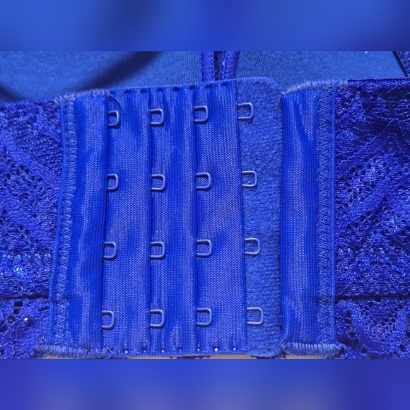 [5x$20] New Hot Blue Lace Bralette / Size M (18-20) - Picture 4 of 10